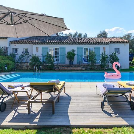 Le Mas De La Source Bed & Breakfast Мужен Екстериор снимка