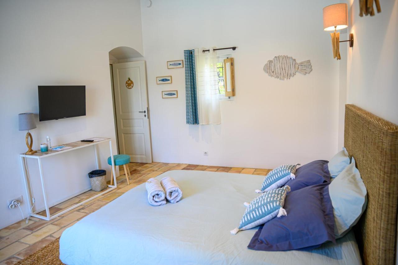 Le Mas De La Source Bed & Breakfast Мужен Екстериор снимка