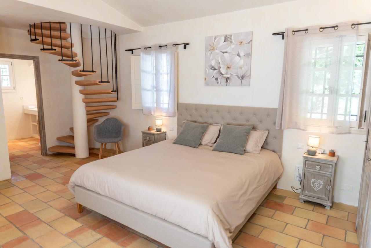 Le Mas De La Source Bed & Breakfast Мужен Екстериор снимка